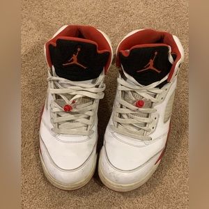 Jordan Retro 5 Fire red “black tongue” size 11.5 mens